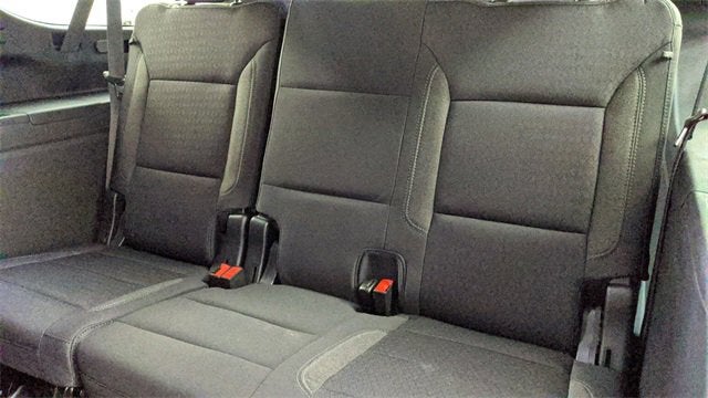 2022 Chevrolet Suburban LS