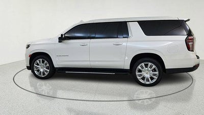 2023 Chevrolet Suburban LT