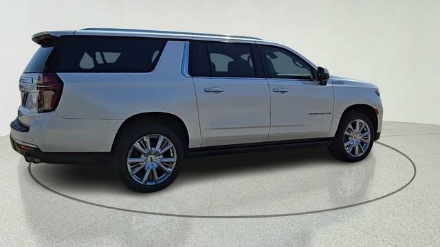 2023 Chevrolet Suburban High Country