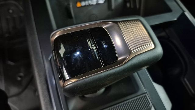 2024 GMC HUMMER EV Pickup 2X