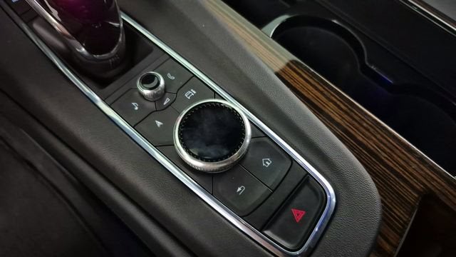 2023 Cadillac Escalade Luxury
