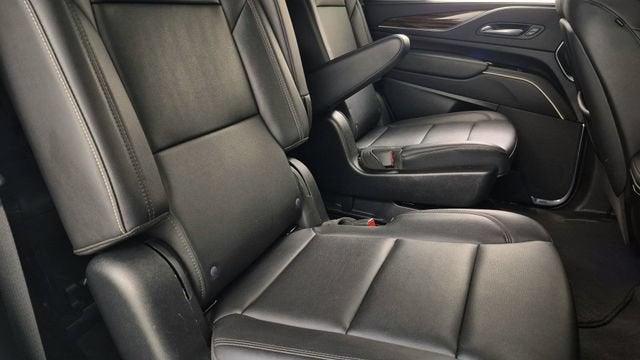 2023 Cadillac Escalade Luxury