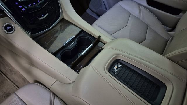 2019 Cadillac Escalade ESV Luxury