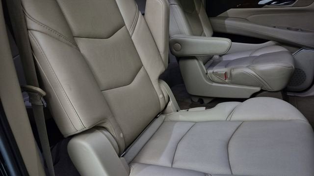 2019 Cadillac Escalade ESV Luxury