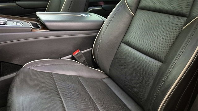 2023 Cadillac Escalade ESV Premium Luxury