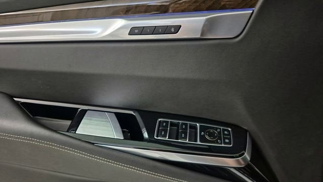 2025 Cadillac Escalade Sport Platinum