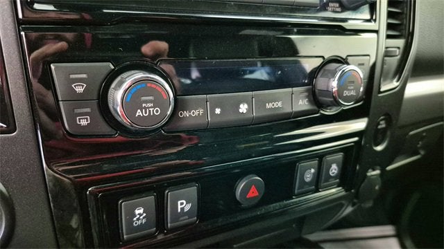 2021 Nissan TITAN Crew Cab PRO-4X 4x4