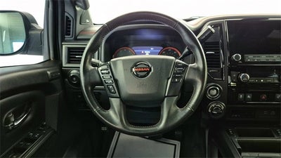 2021 Nissan TITAN Crew Cab PRO-4X 4x4