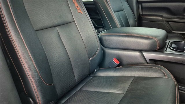 2021 Nissan TITAN Crew Cab PRO-4X 4x4