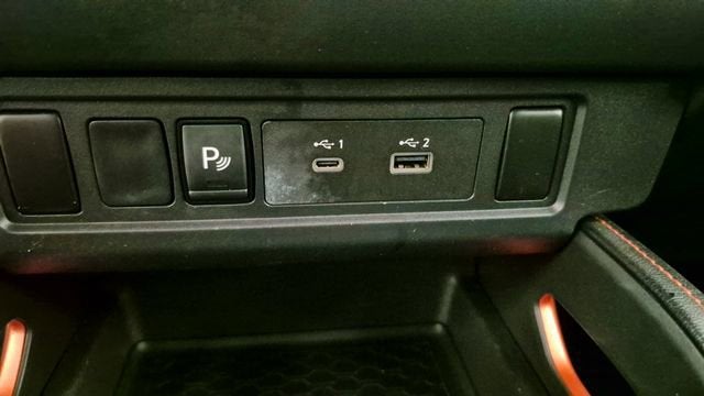 2023 Nissan Frontier Crew Cab PRO-X 4x2