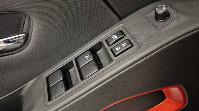 2023 Nissan Frontier Crew Cab PRO-X 4x2