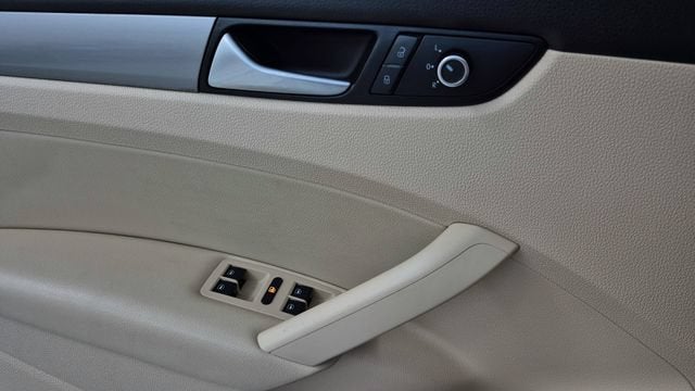 2015 Volkswagen Passat 1.8T S