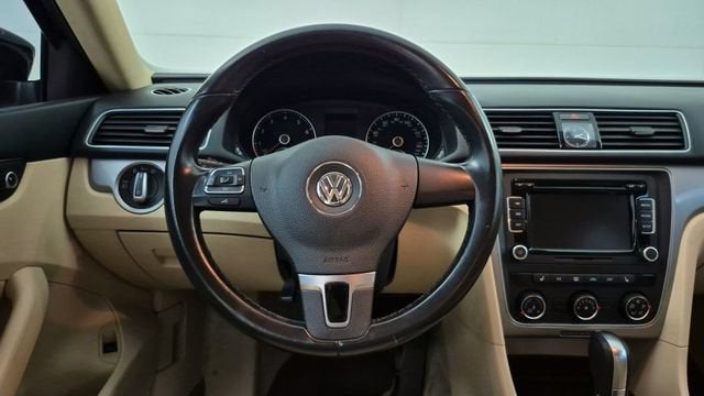 2015 Volkswagen Passat 1.8T S