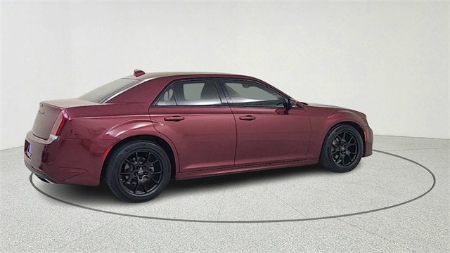 2023 Chrysler 300 Touring L
