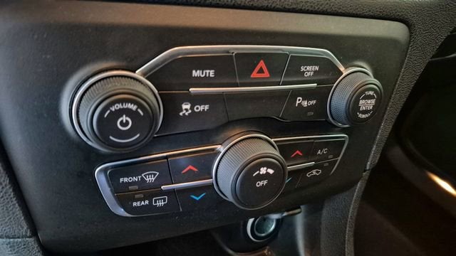 2022 Dodge Charger SXT RWD