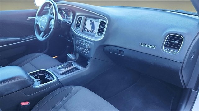 2022 Dodge Charger SXT RWD