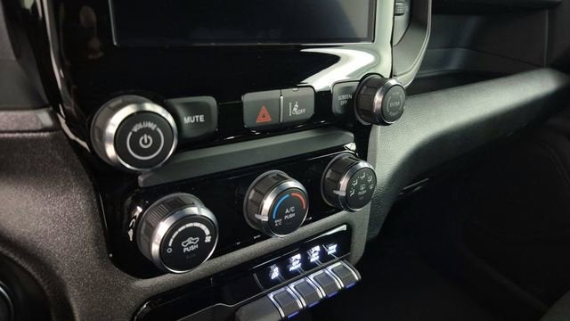 2025 RAM 1500 Tradesman Crew Cab 4x2 5'7" Box