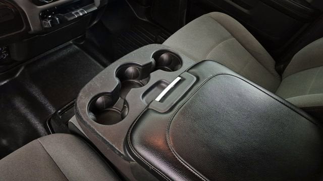 2022 RAM 2500 Big Horn Crew Cab 4x4 8' Box