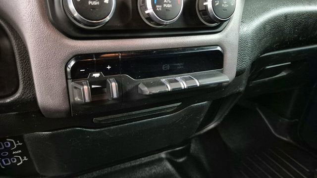 2022 RAM 2500 Big Horn Crew Cab 4x4 8' Box