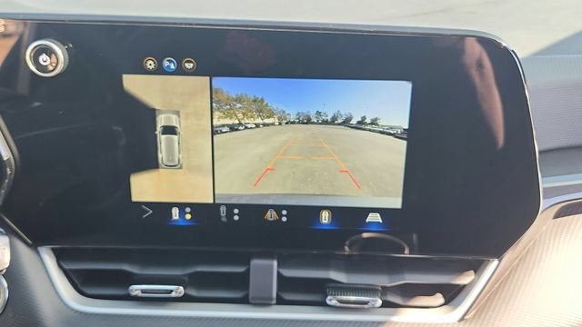 2027 Chevrolet Equinox LT - Photo 19