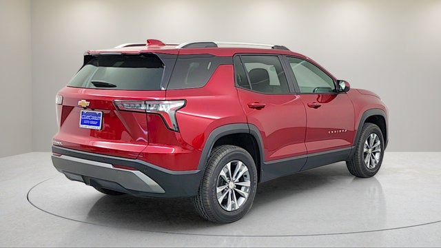 2027 Chevrolet Equinox LT - Photo 7