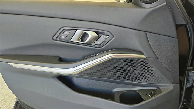 2025 BMW 3 Series 330i