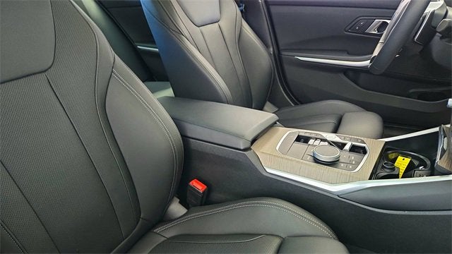 2025 BMW 3 Series 330i