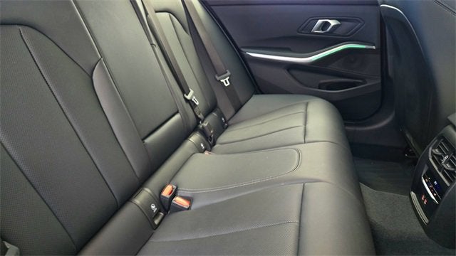 2025 BMW 3 Series 330i