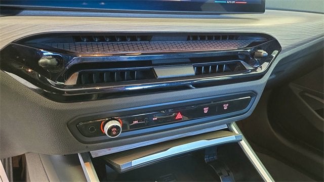 2025 BMW 3 Series 330i