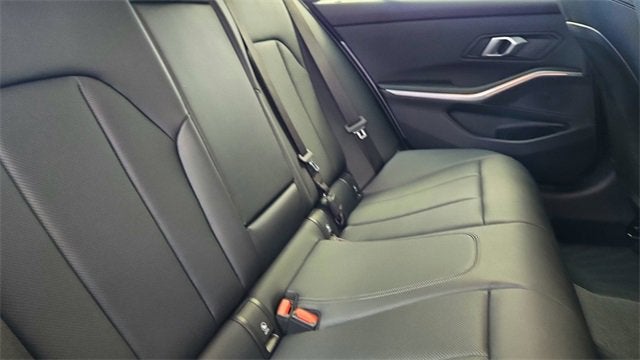 2025 BMW 3 Series 330i