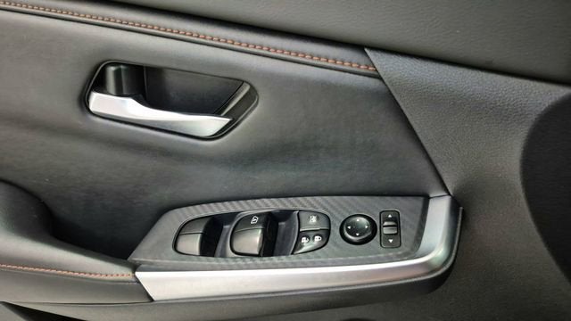 2022 Nissan Sentra SR Xtronic CVT