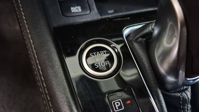 2023 Nissan Kicks SR Xtronic CVT