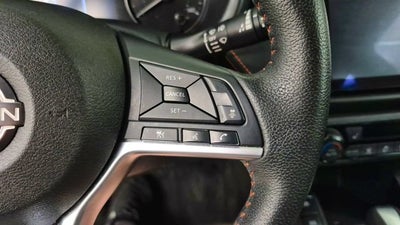 2023 Nissan Kicks SR Xtronic CVT