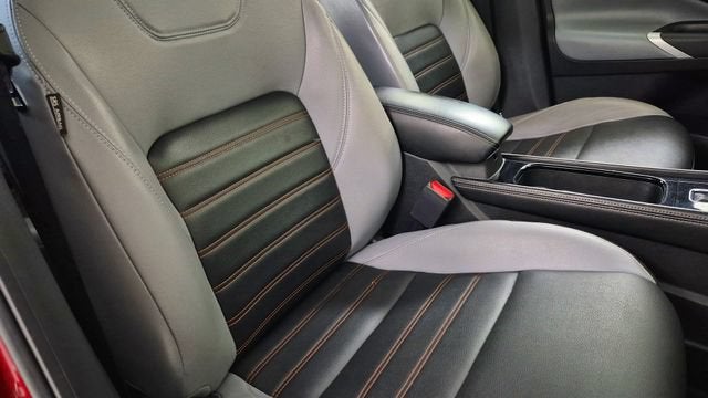 2023 Nissan Kicks SR Xtronic CVT