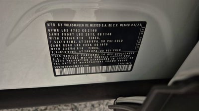 2025 Volkswagen Tiguan 2.0T SE