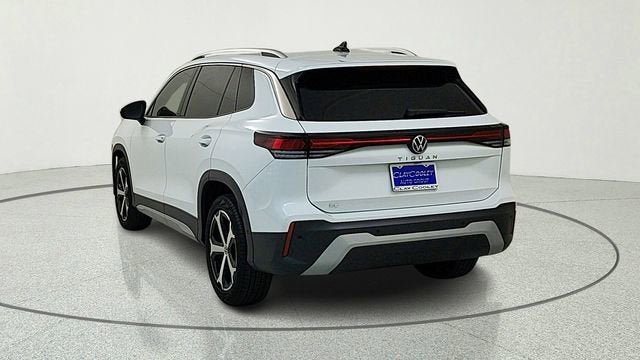 2025 Volkswagen Tiguan 2.0T SE