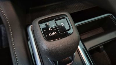 2025 Nissan Pathfinder SL FWD