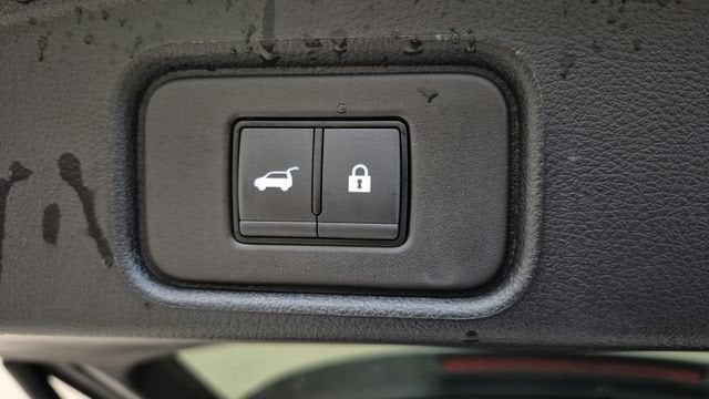 2025 Nissan Pathfinder SL FWD