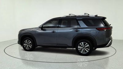 2025 Nissan Pathfinder SL FWD