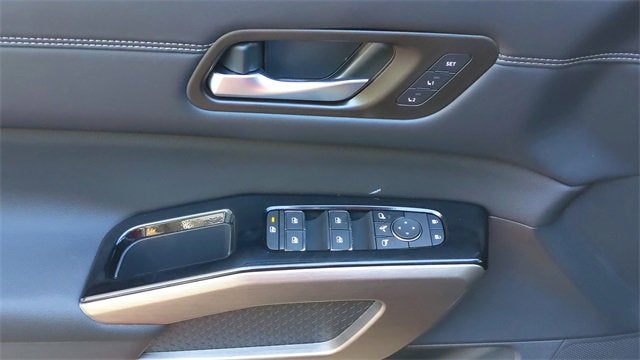 2024 Nissan Pathfinder Platinum FWD