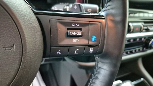 2024 Nissan Pathfinder Platinum FWD