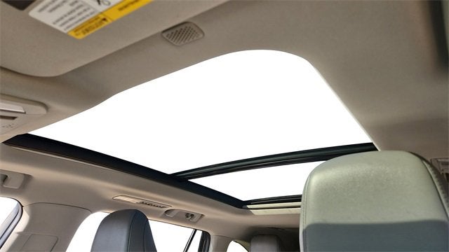 2022 Toyota Highlander Hybrid Platinum