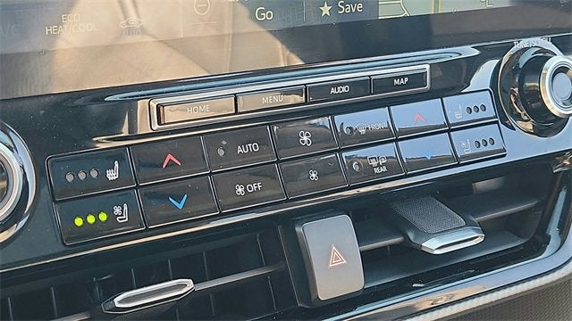 2022 Toyota Highlander Hybrid Platinum