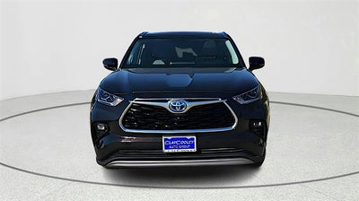 2022 Toyota Highlander Hybrid Platinum