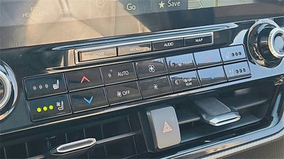 2022 Toyota Highlander Hybrid Platinum