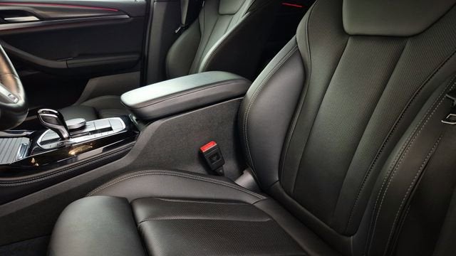 2024 BMW X4 xDrive30i