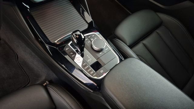 2024 BMW X4 xDrive30i