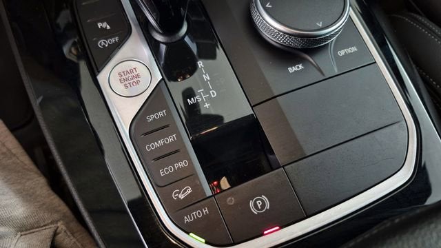 2024 BMW X4 xDrive30i