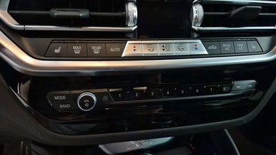 2024 BMW X4 xDrive30i