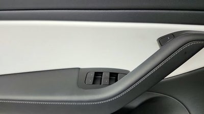 2020 Tesla Model 3 Standard Range Rear-Wheel Drive